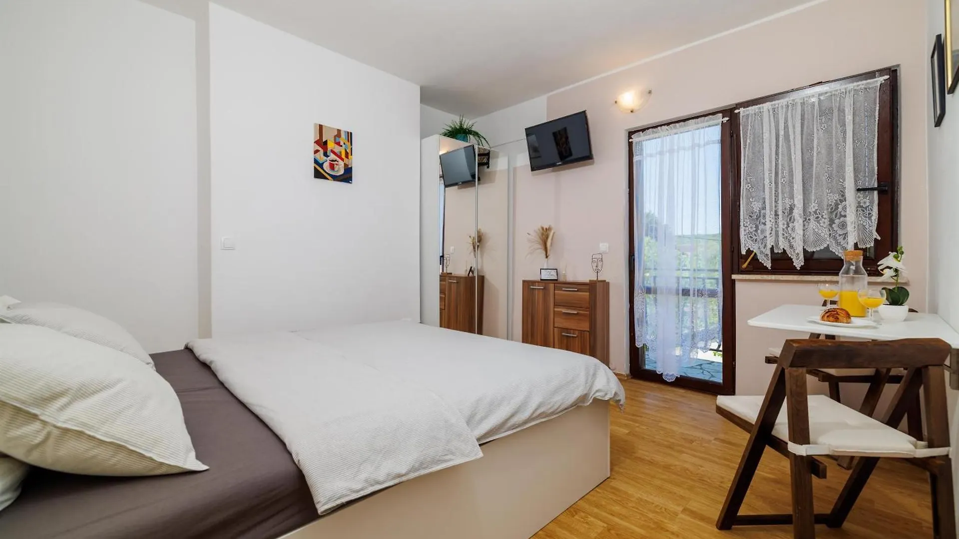 Apartment Petar Poljice 0*, Poljice(Krk) Croatia