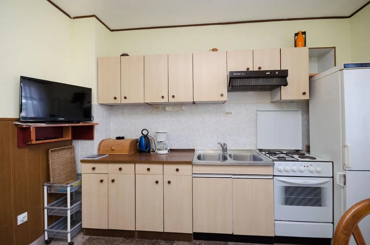 Apartment Petar Poljice